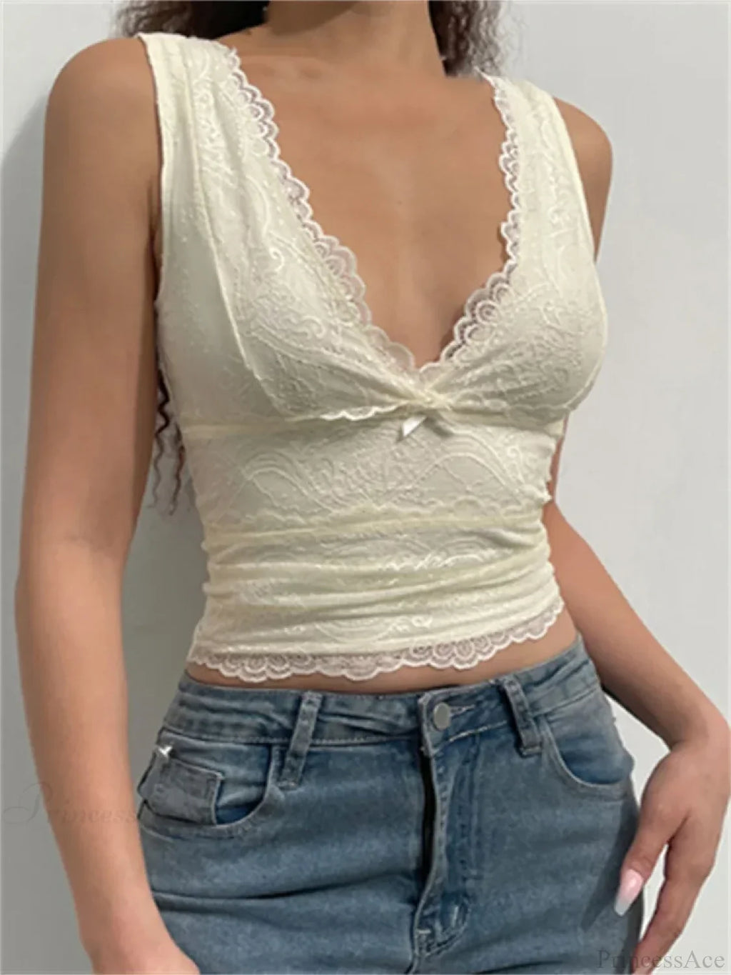 Lace Floral Slim V-neck Solid Tank Crop Top image 3