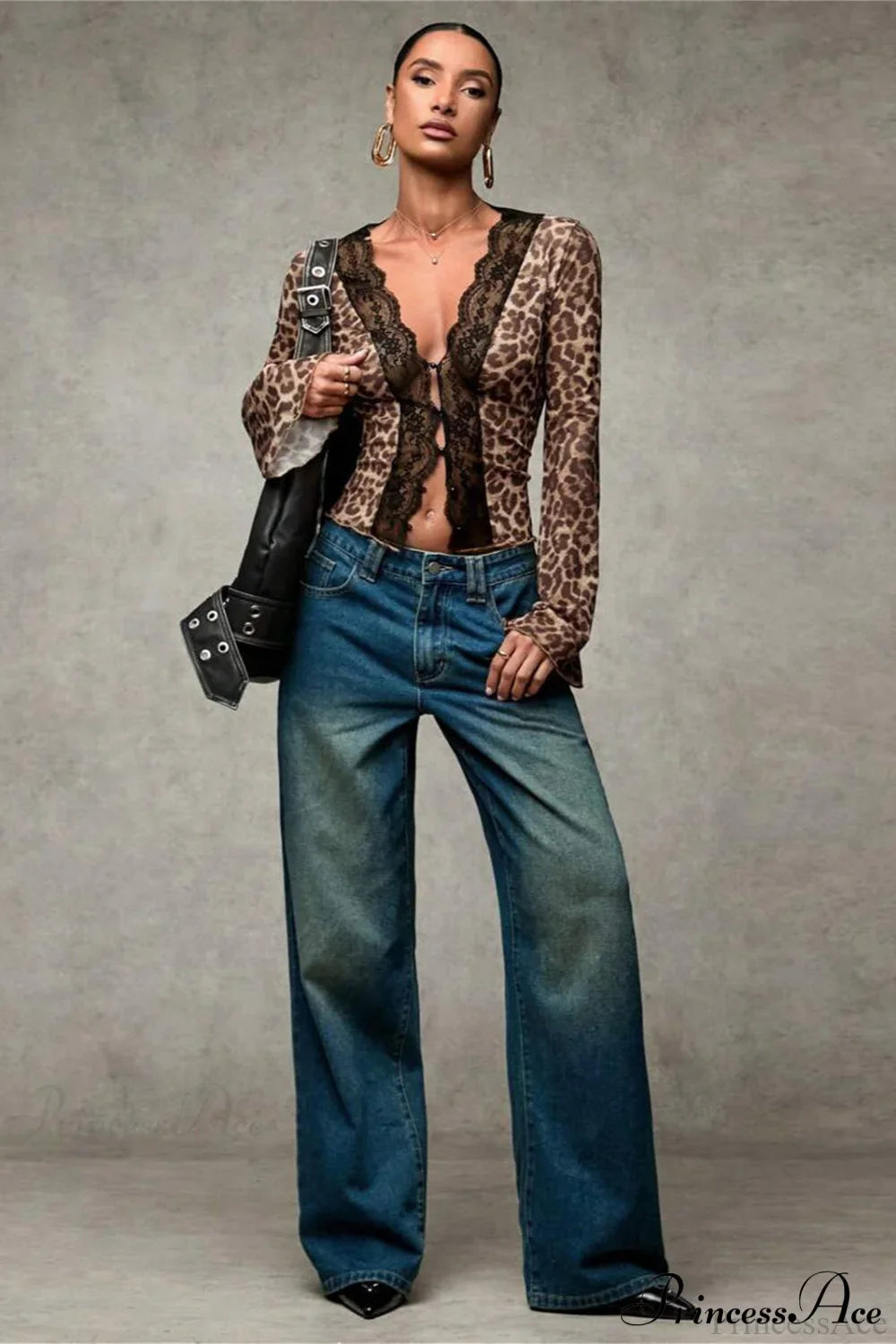 Lace Panel Leopard Slim Flared Sleeve Long Sleeve Tee image 3