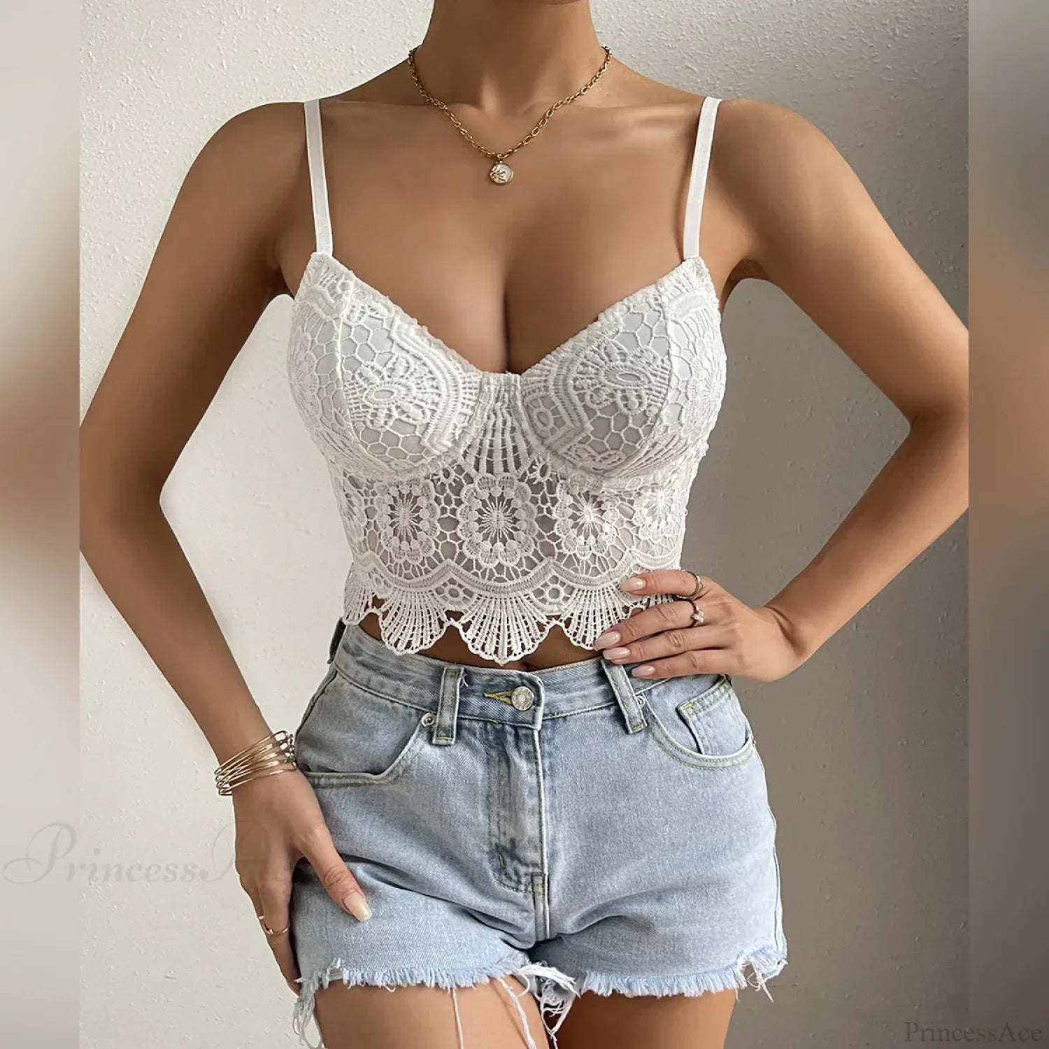 Lace Patchwork Slim Fit V-neck Backless Crop Top image 3