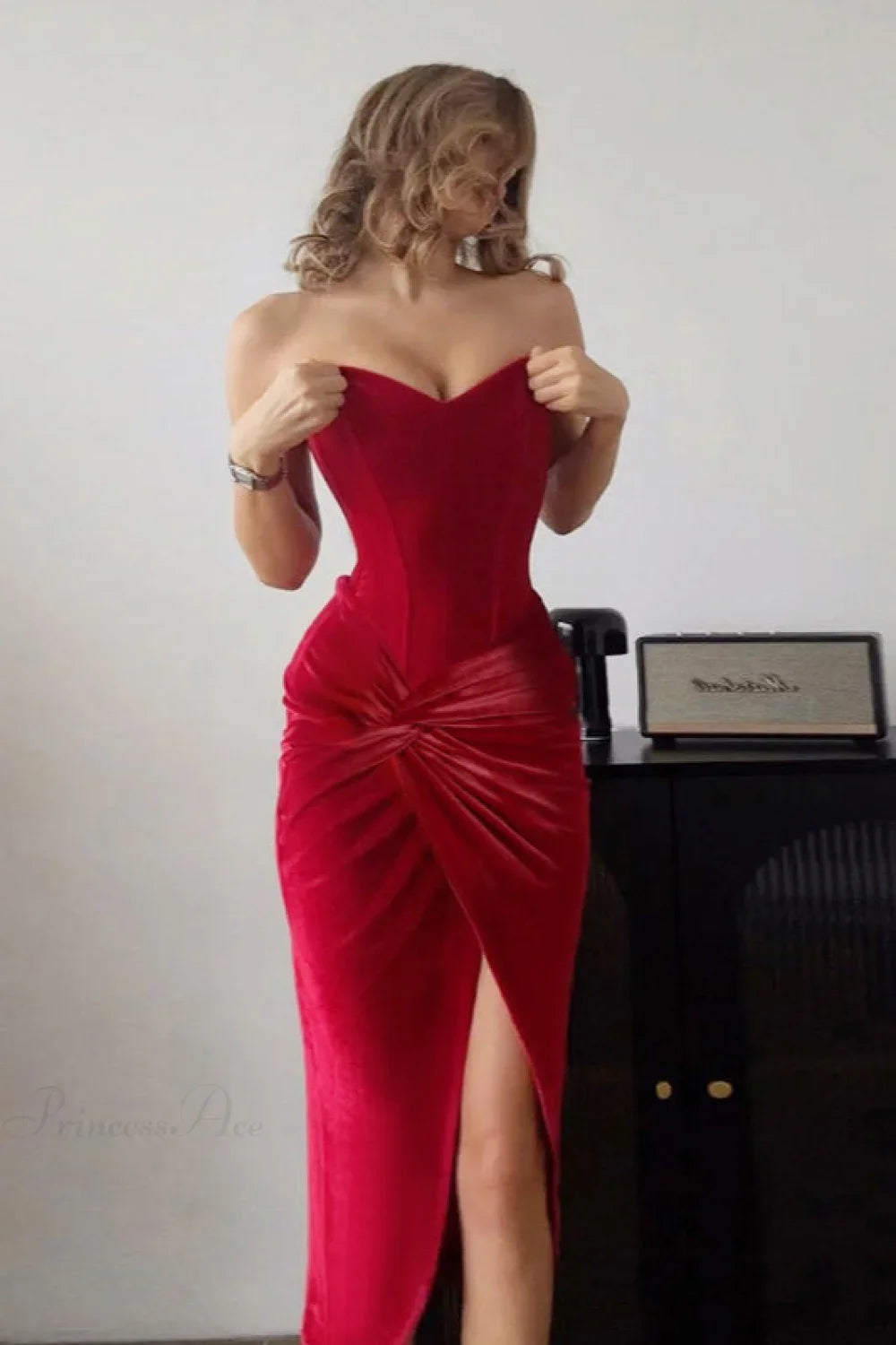 Lace Ruffled Halter Party Dress image 2