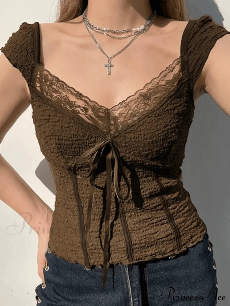 Lace Trim Graceful Buttoned Crop Top image 2