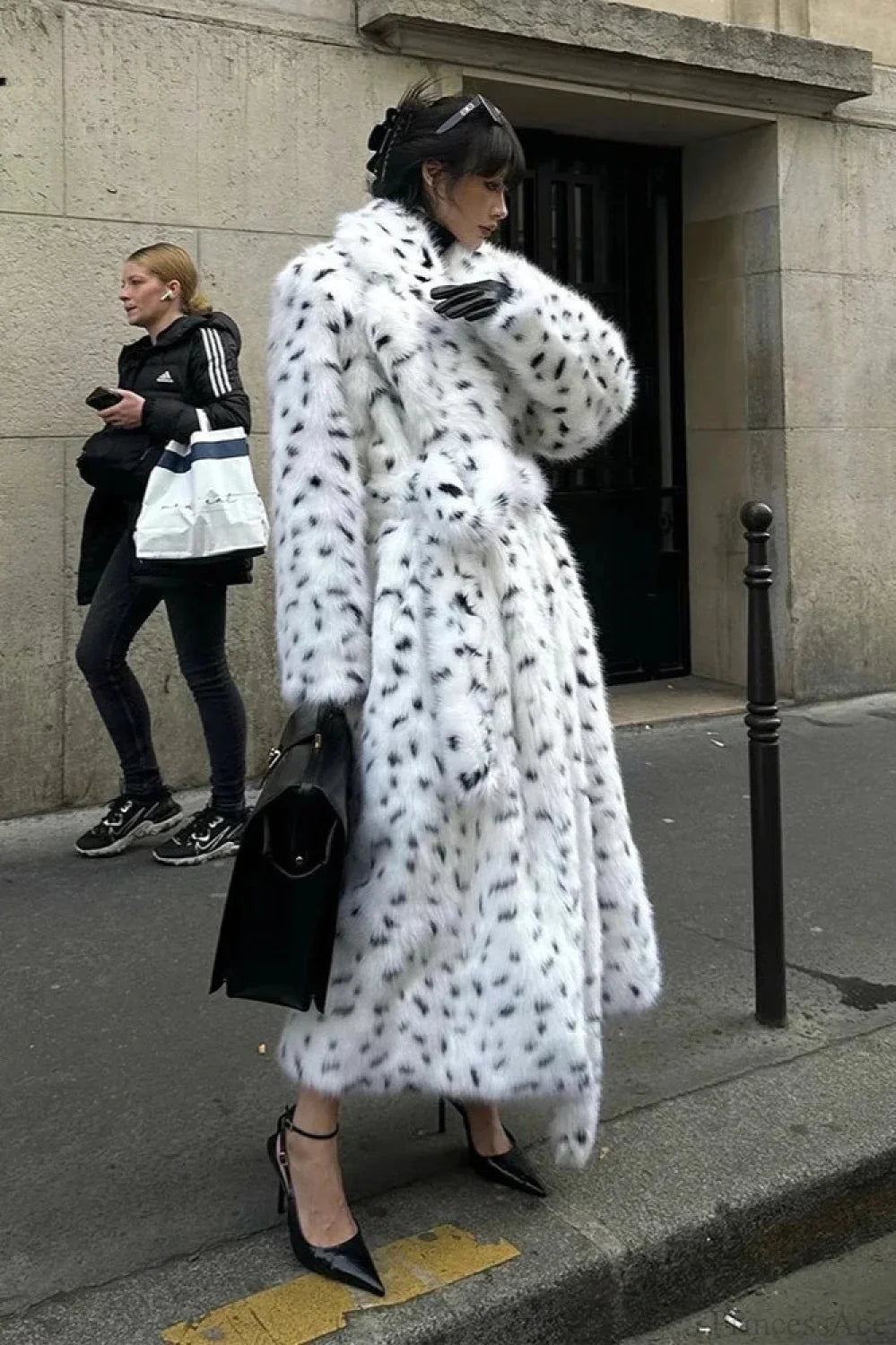 leopard print Warm Faux Fox Fur Notched Collar Loose Overcoat image 3