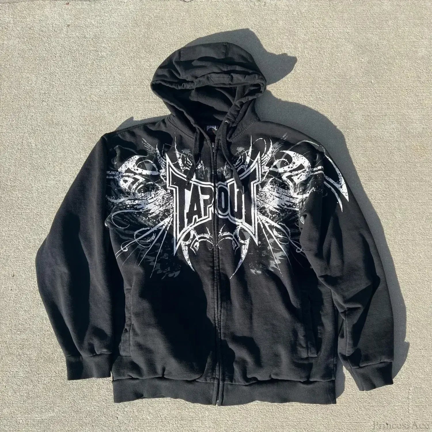 Letter Graphic Retro Hoodie image 5