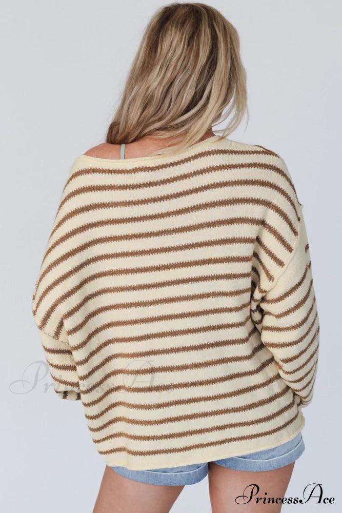 Long and Sweater with Striped Neck Boat Sleeves image 2