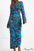 Long Sleeve Knitted Dress with Contrast Color image 6