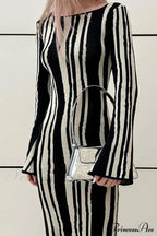 Long Sleeve Knitted Dress with Contrast Color image 4