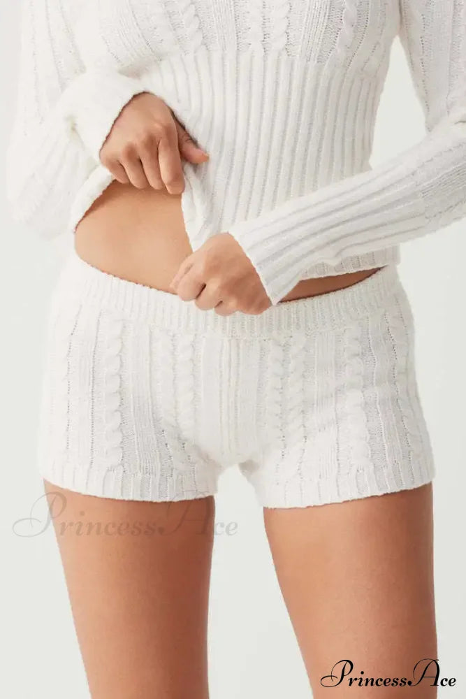 Long Sleeve Knitted V-Neck Graceful Hooded Sweater And Shorts Set image 7