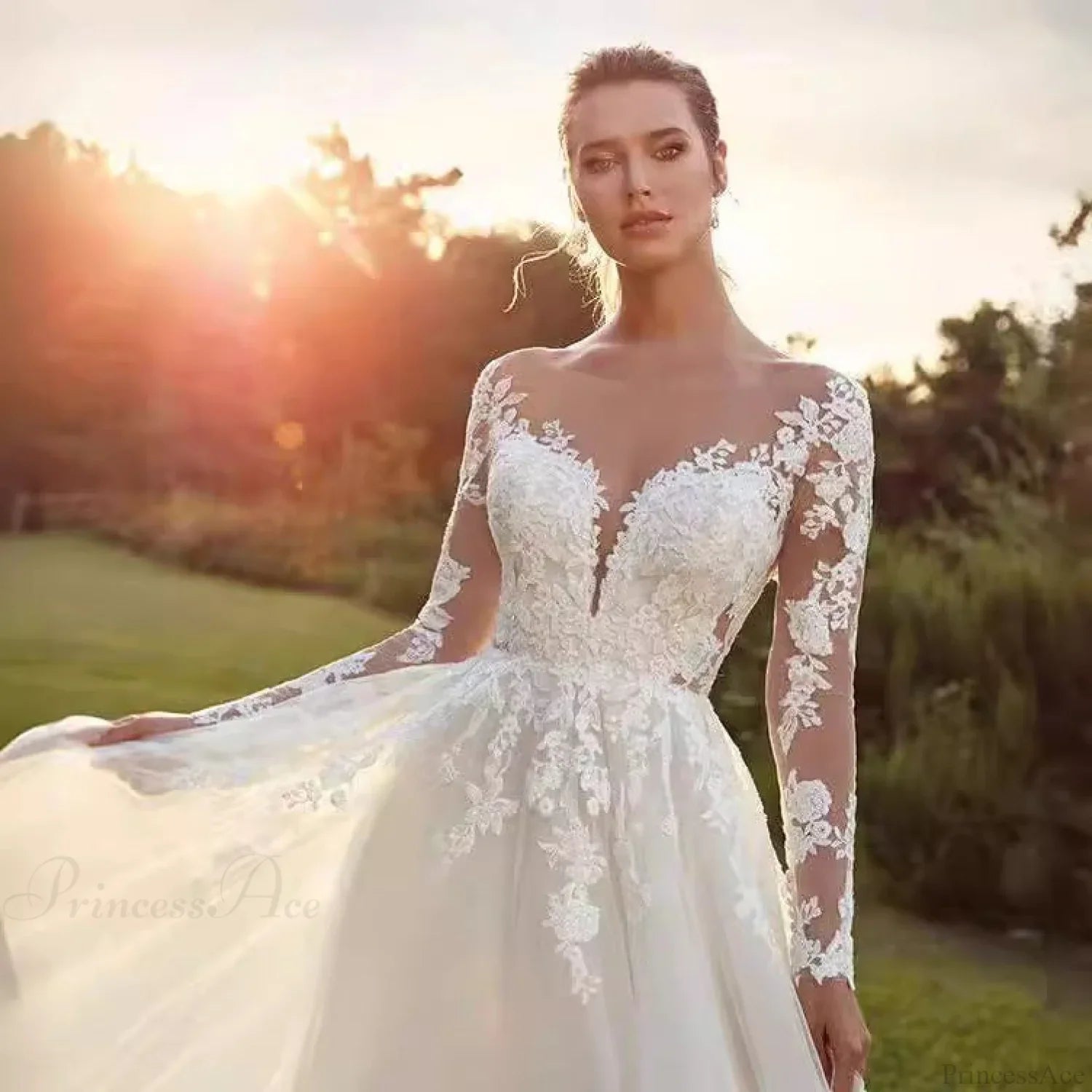 Long Sleeve Sheer Tulle Bridal Wedding Dress image 4
