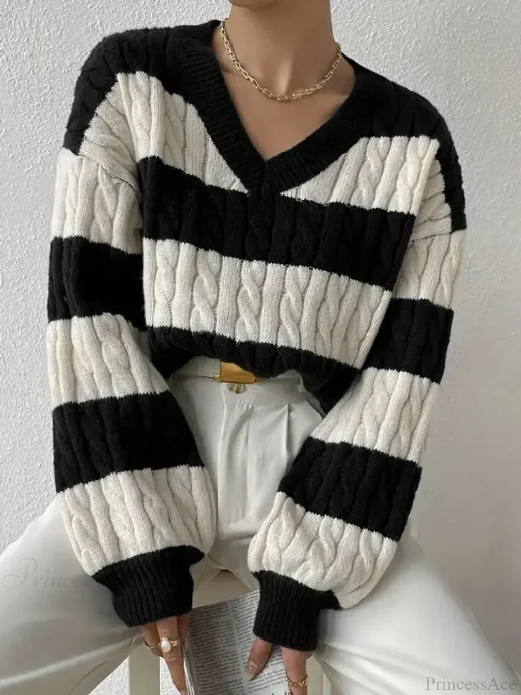 Loose Knit V-neck Vintage Pullover Sweater image 7