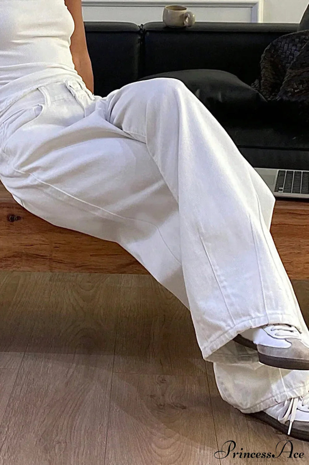 Loose Straight High Waist Jean image 4