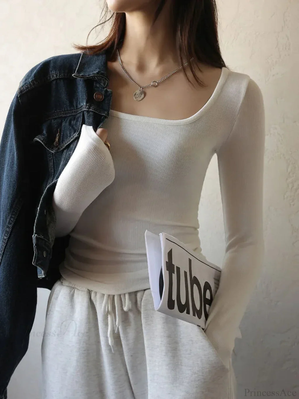 Low Neck Undercoat Slim Fit Sweater image 6