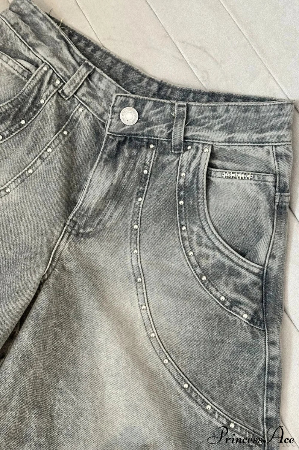 Low Waisted Relaxed Rhinestone Straight Jeans image 4
