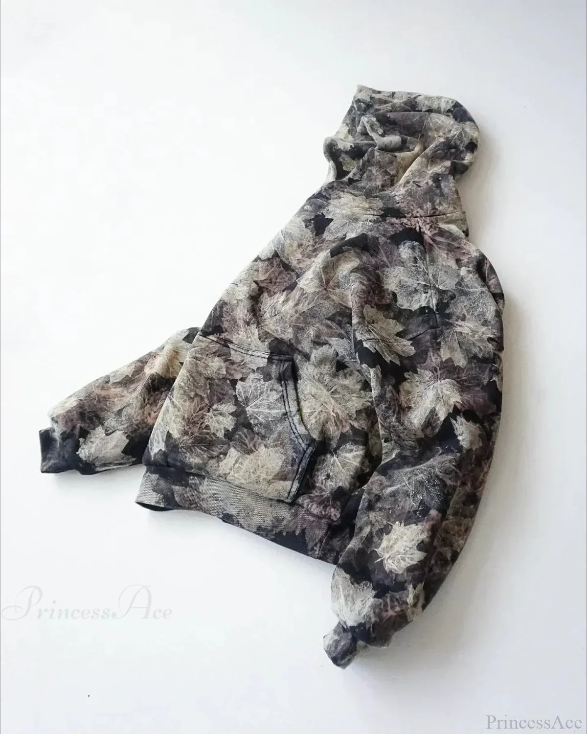 Maple Leaf Graphic Pullover Hoodie image 4