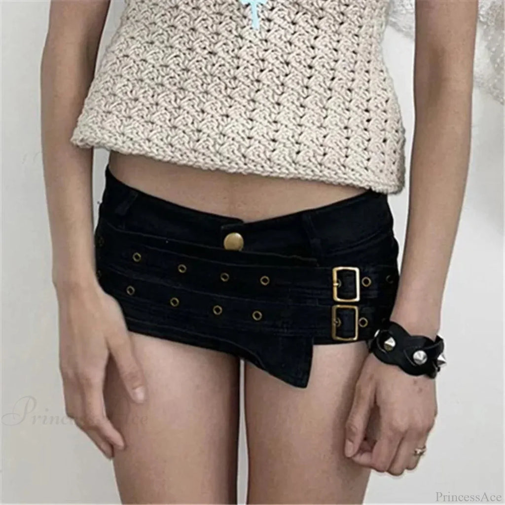 Metal Clasp Low Waist Short image 1