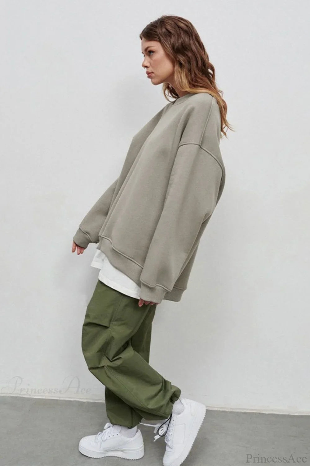 Minimalist Solid Crew Neck Oversize Sweatshirt image 26
