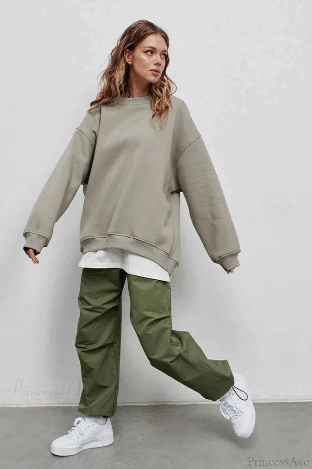 Minimalist Solid Crew Neck Oversize Sweatshirt image 27