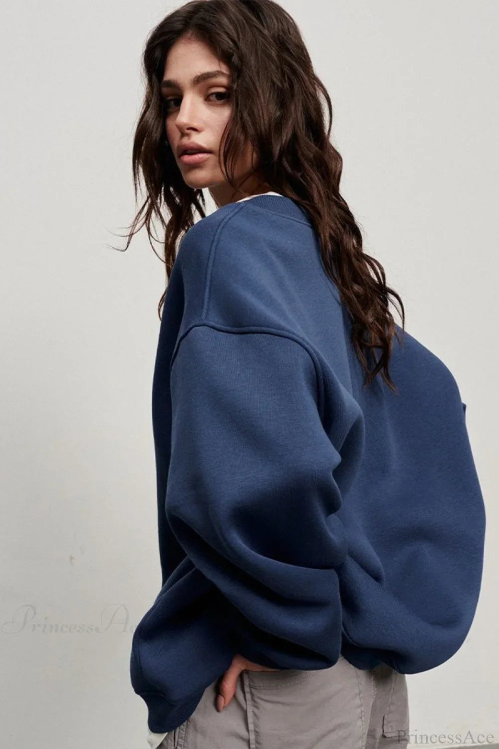 Minimalist Solid Crew Neck Oversize Sweatshirt image 13