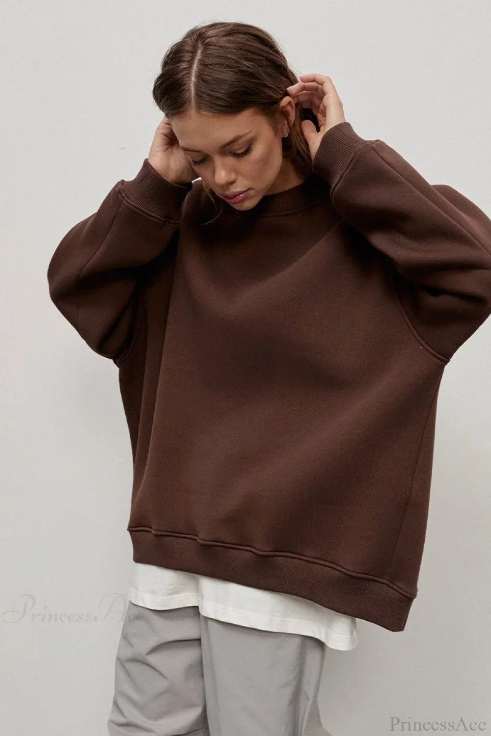 Minimalist Solid Crew Neck Oversize Sweatshirt image 15