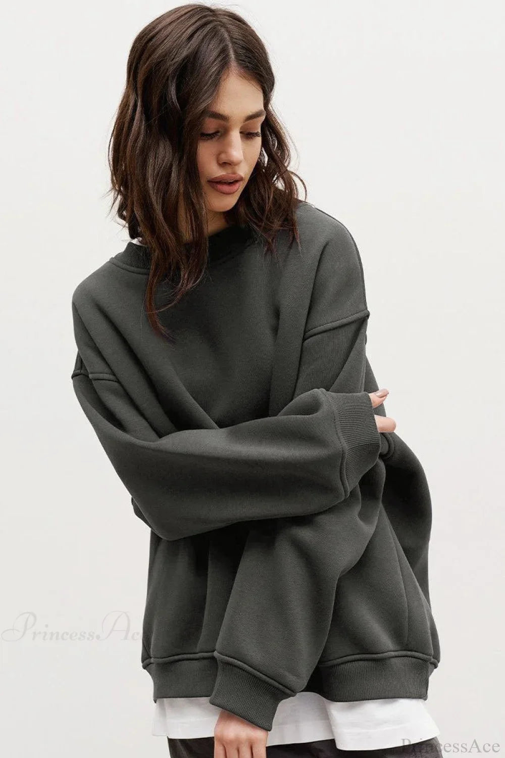 Minimalist Solid Crew Neck Oversize Sweatshirt image 19