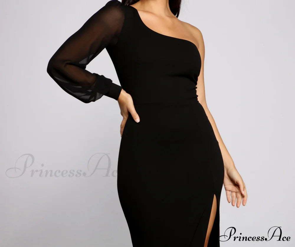 Odette Formal One Charming Shoulder Crepe Mermaid Dress image 4