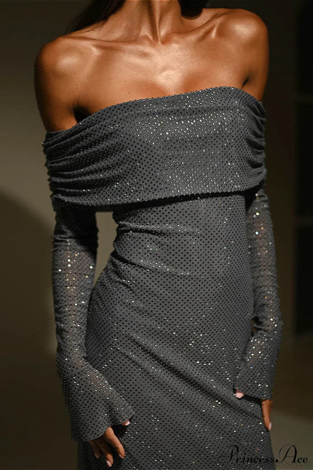 Off Neck Sequined Slim Fitted Long Party Dress image 2