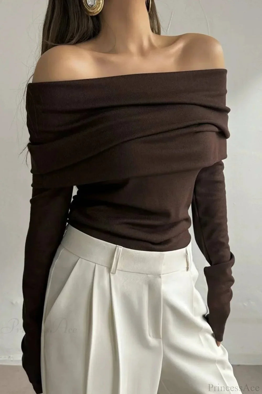 Off-Shoulder Fitted Long-Sleeve Knit Top image 12