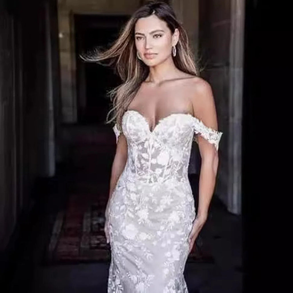 Off-Shoulder Lace Mermaid Bridal Wedding Dress image 4