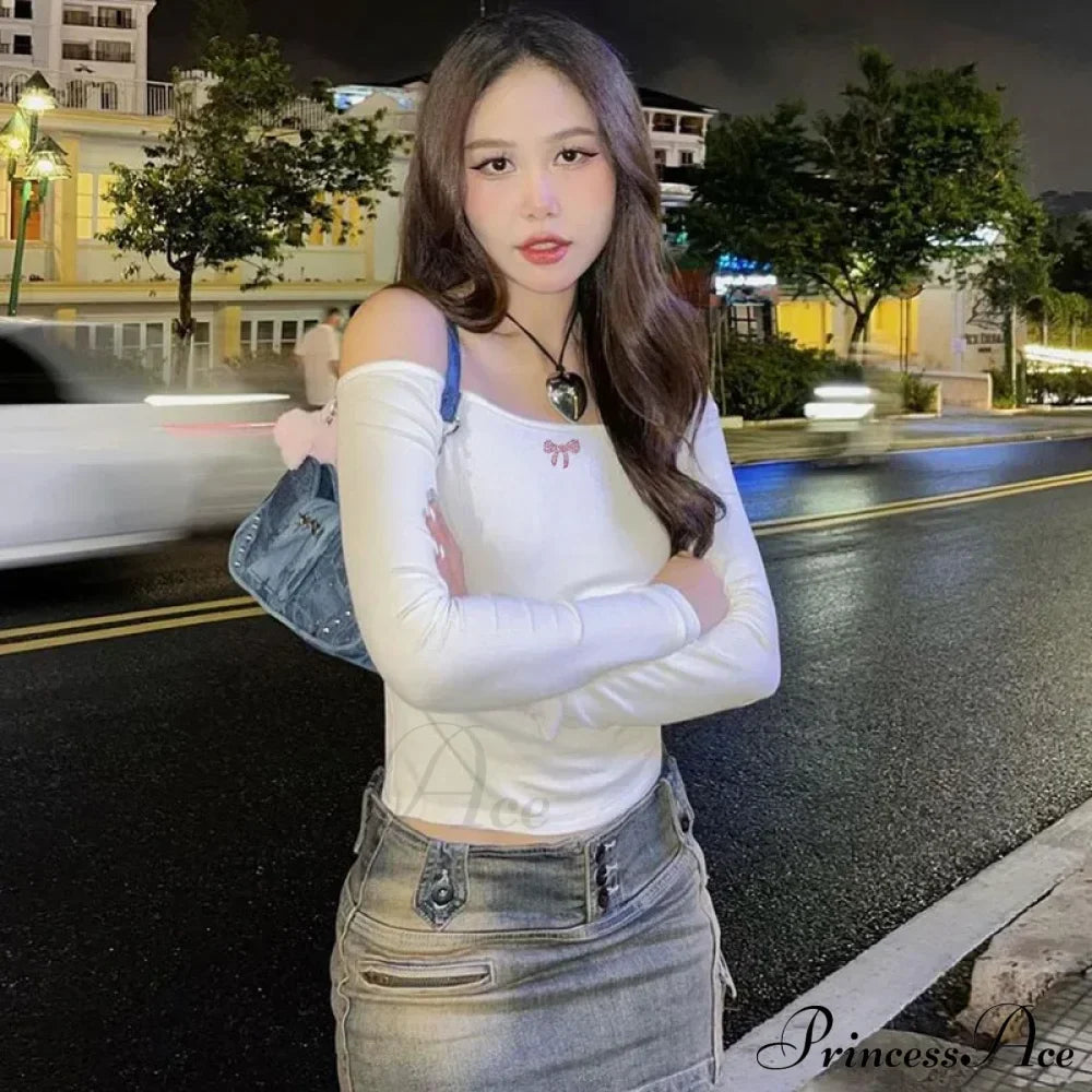 Off-shoulder Long Sleeve Charming Backless Bow Crop Top image 14