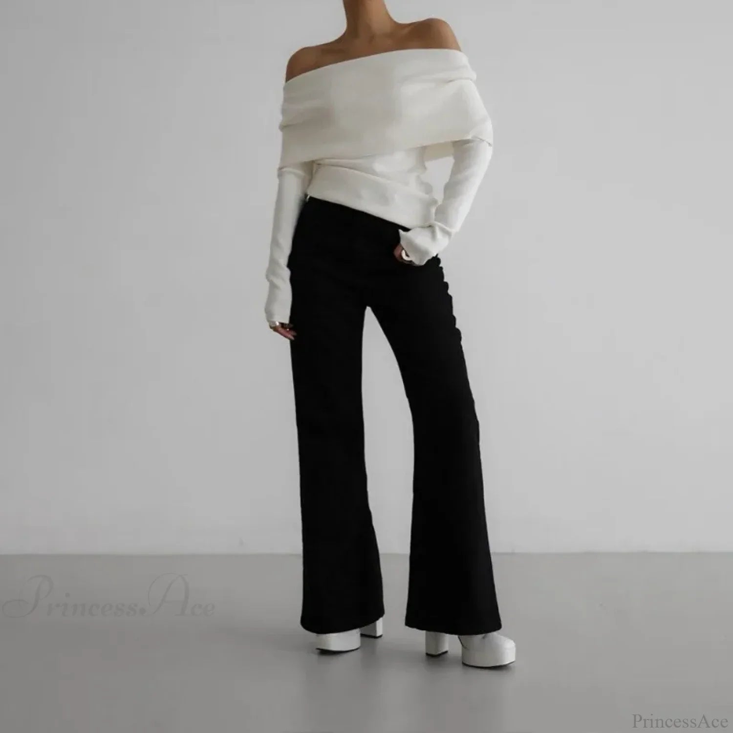 Off-Shoulder Solid Long Sleeve Knitted Sweater image 5