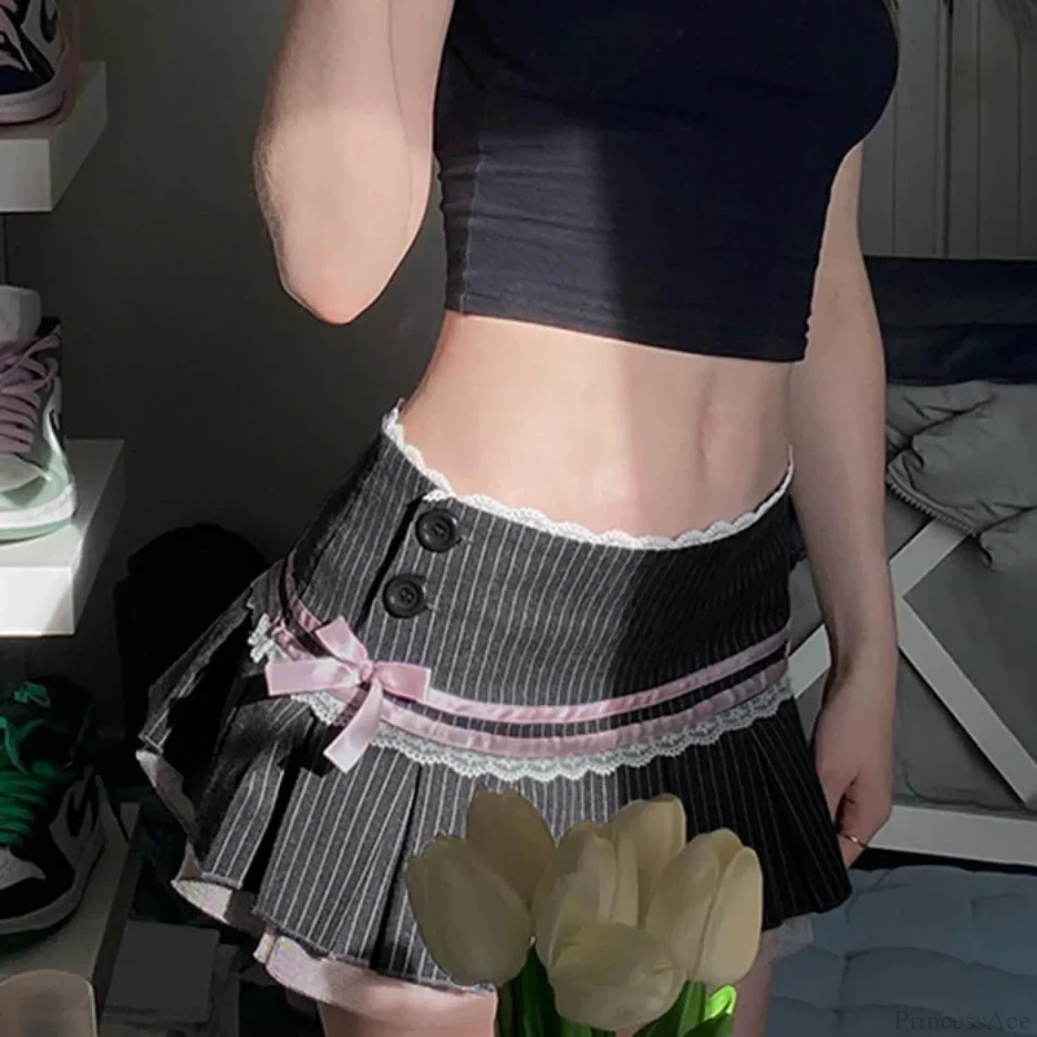 Pink Bow Stitched Pleated Skirt image 3