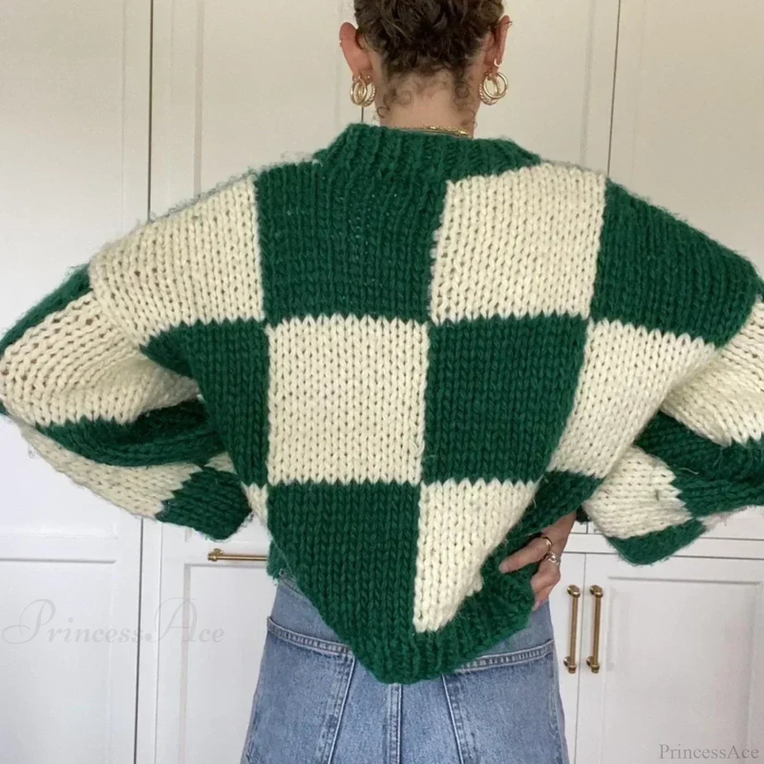 Plaid Print Cropped Comfy Sweater image 2