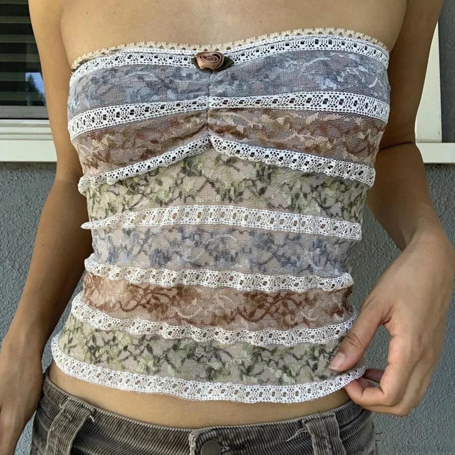 Retro Lace Trim Strapless Tube Crop Top image 9