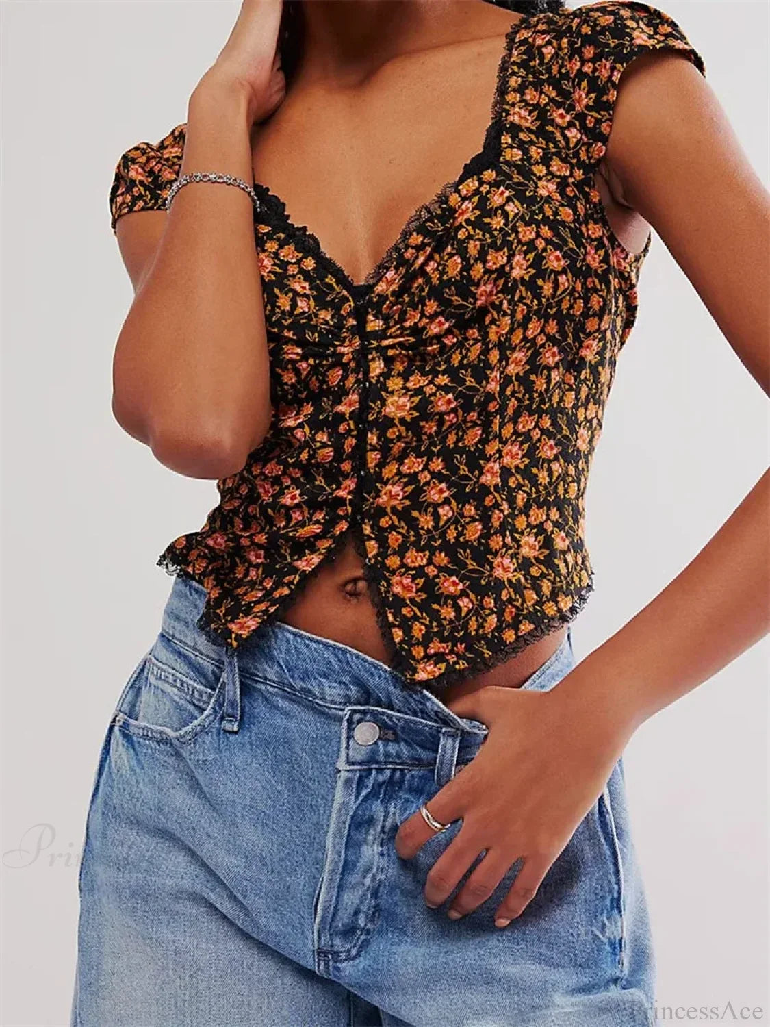 Retro Slim Fit Floral Button V-neck Crop Top image 1