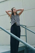 Round Neck Gold Button Sleeveless Cardigan image 2