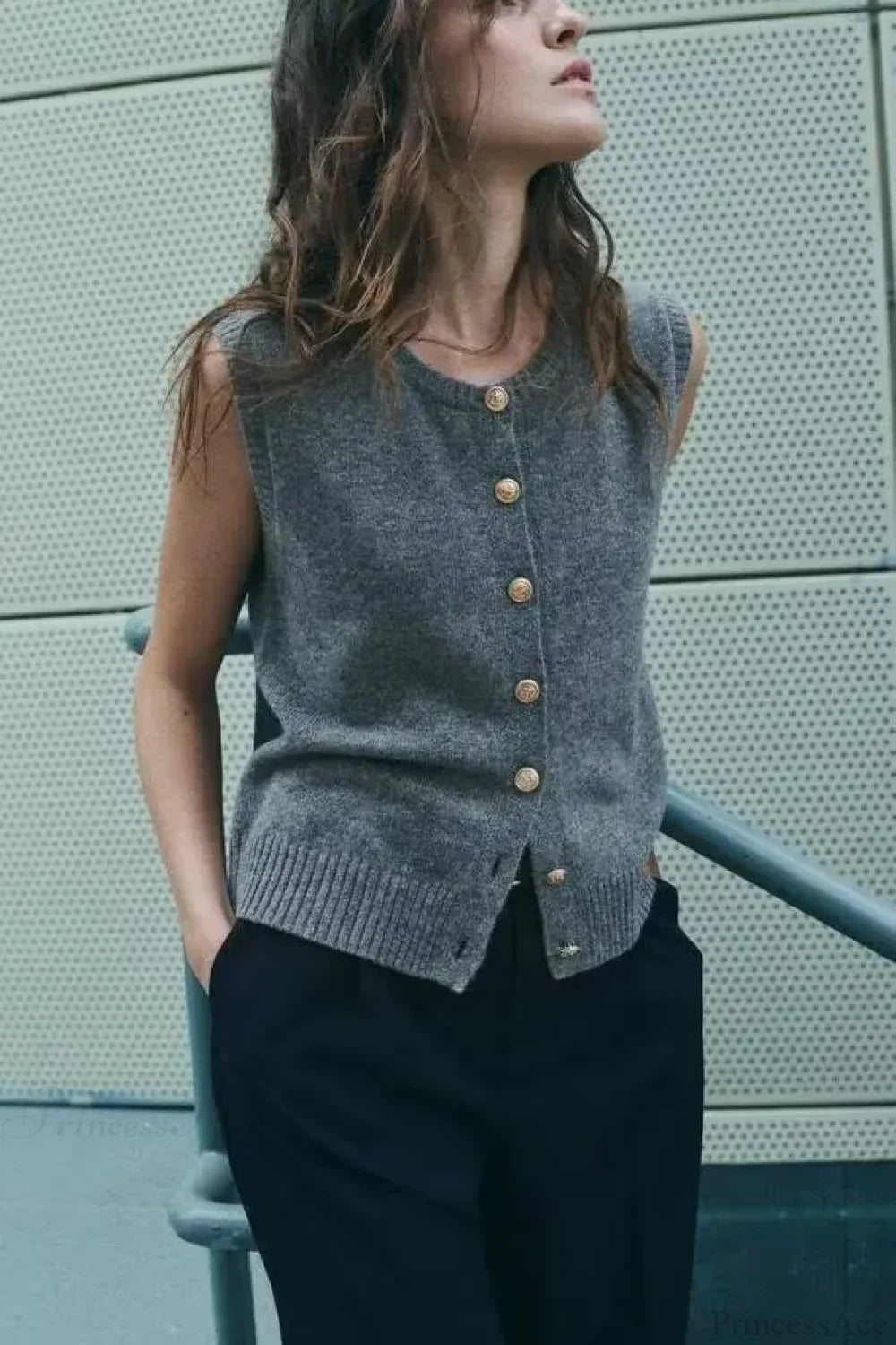 Round Neck Gold Button Sleeveless Cardigan image 1