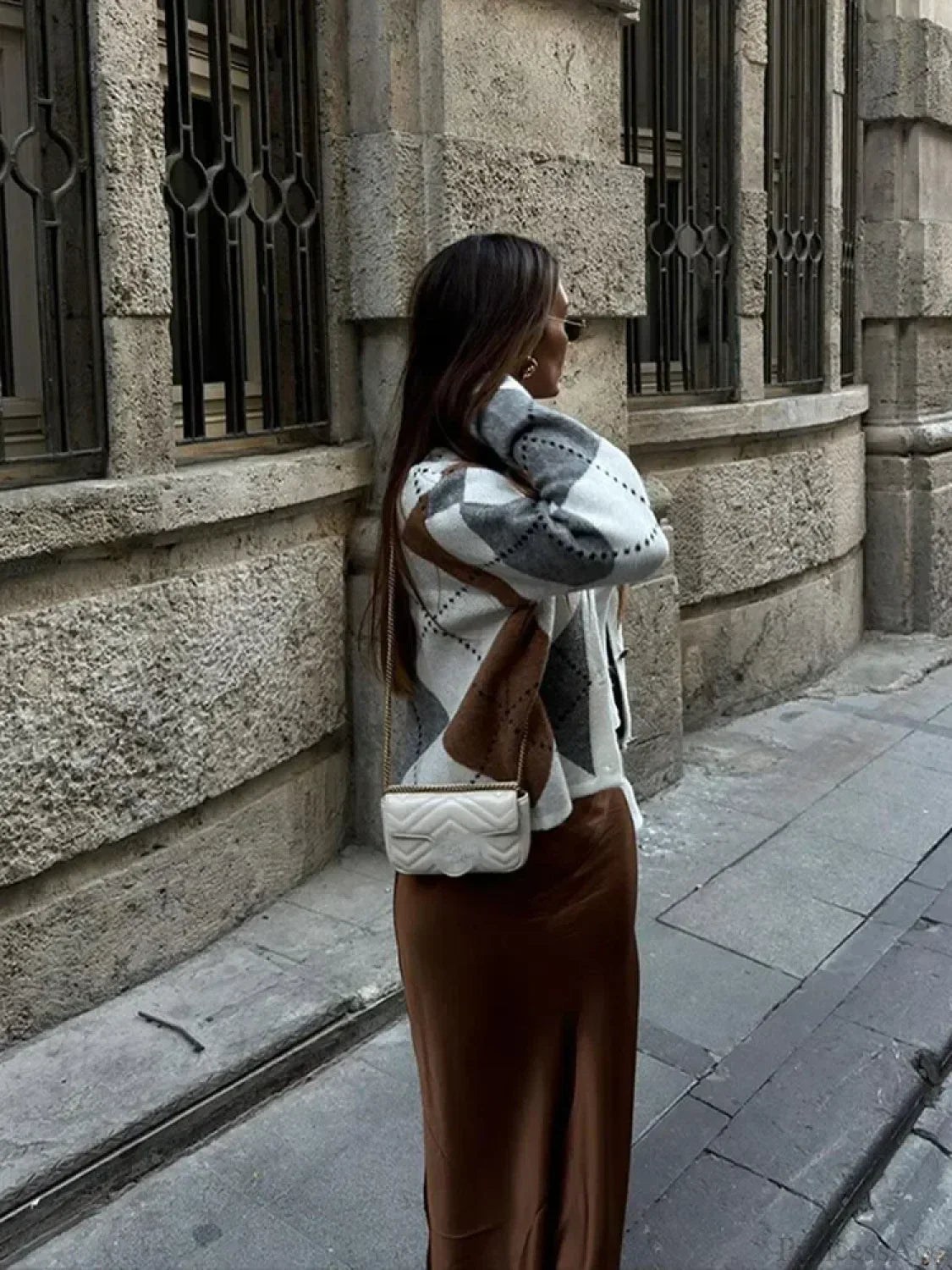 Round Neck Printed Contrasting Cardigan image 4
