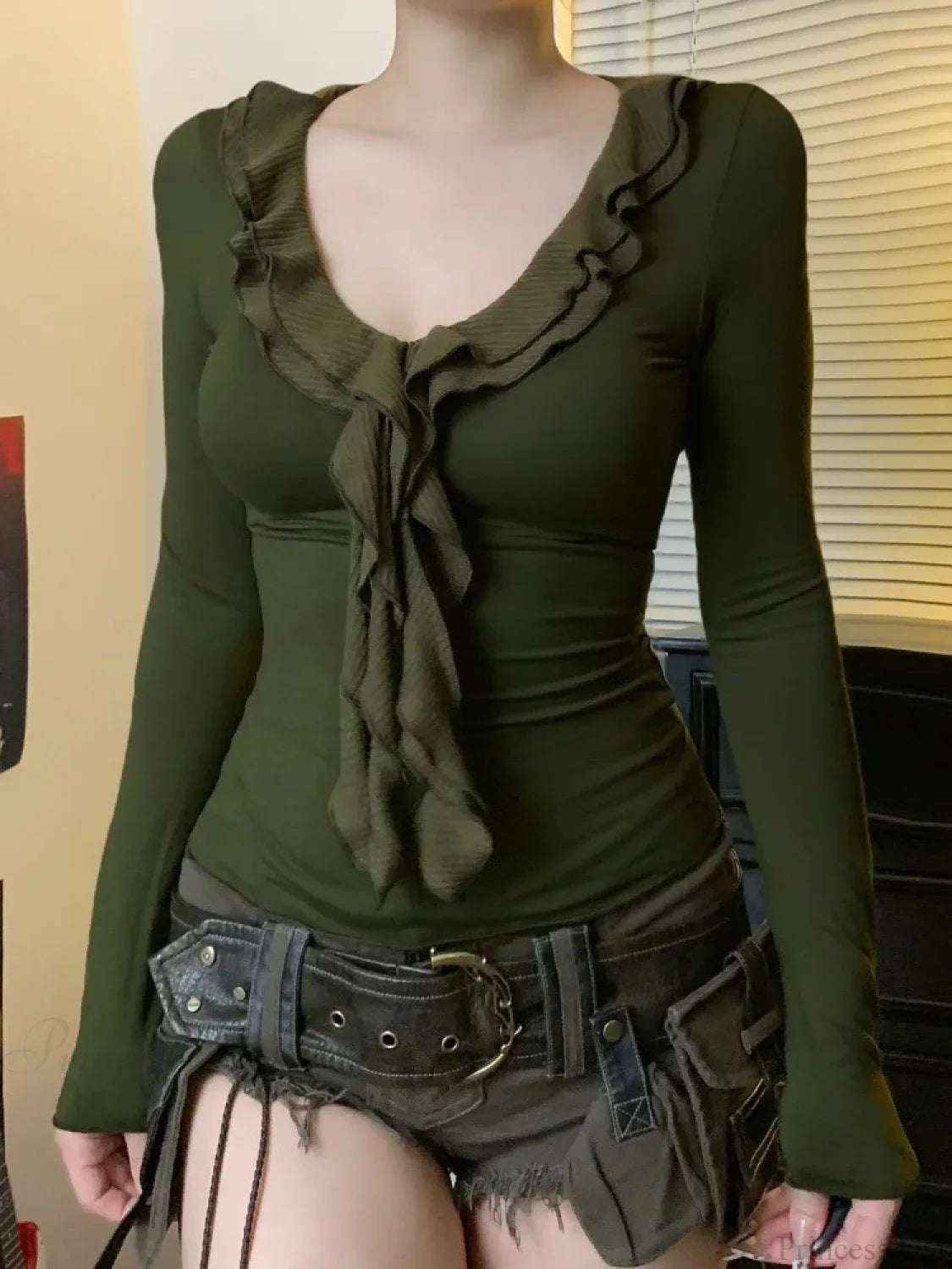 Ruffle V-neck Knit Top image 6