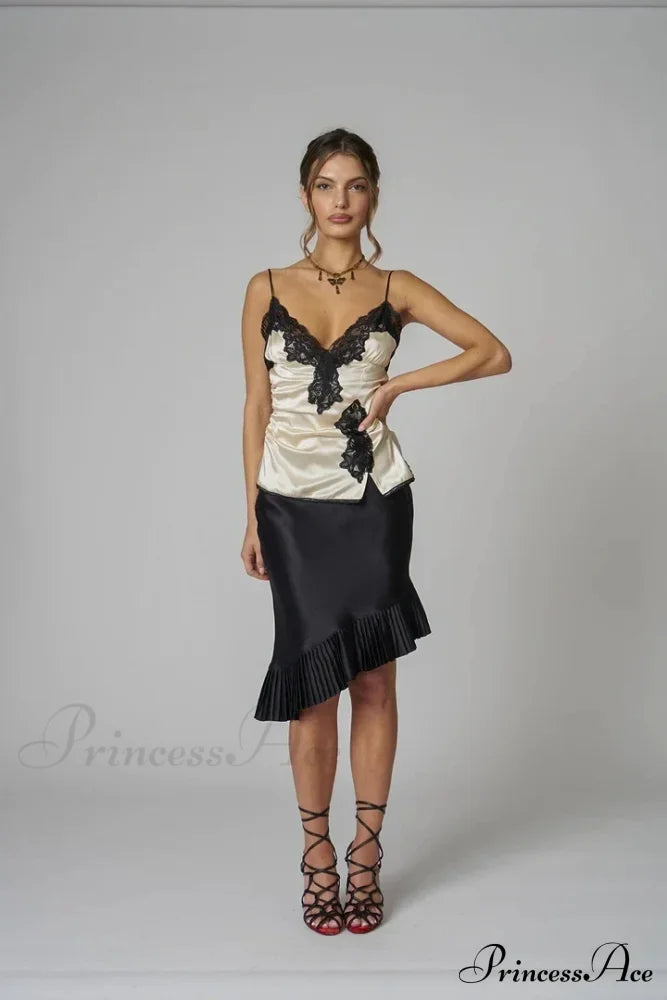 Satin Pleated Stylish Trim Midi Skirt image 16