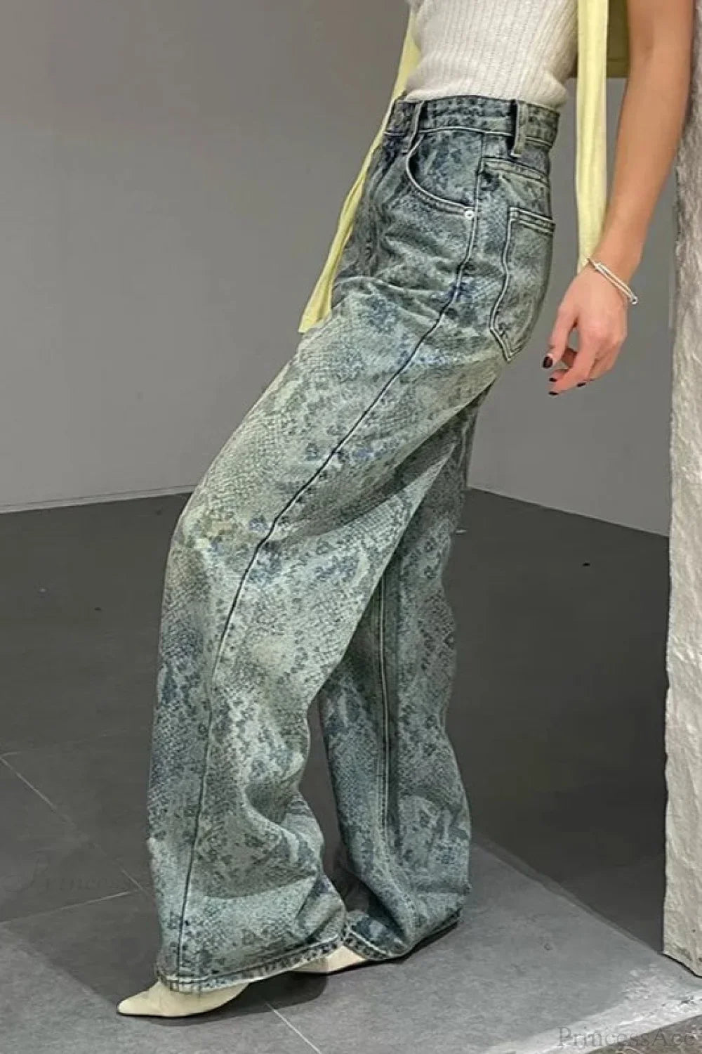 Serpentine Print Low Waist Straight Leg Jeans image 3