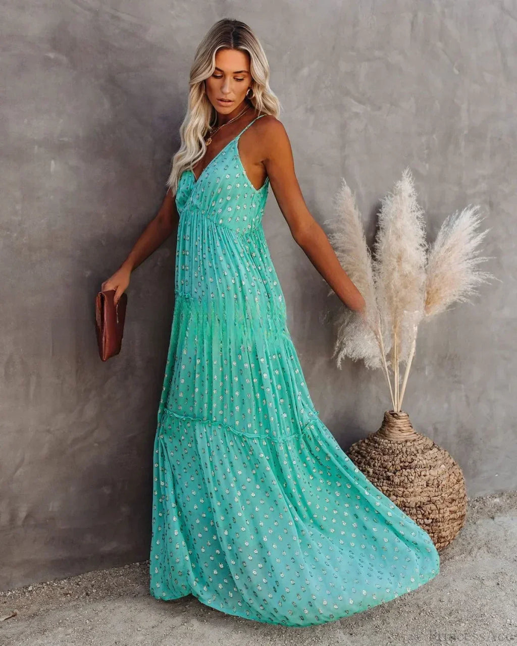 Sexy Split Big Hem Strapless Sleeveless Green Maxi Boho Dress image 3