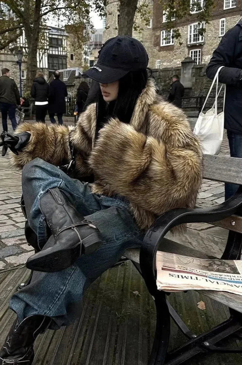 Short Faux Fur Raccoon Fur Warm Jacket Coat image 2
