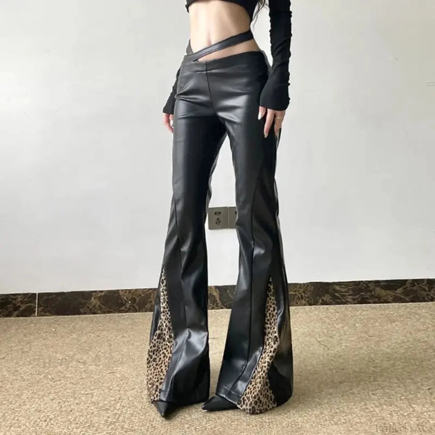 Short-Waisted Gothic Panther Leather Pant image 4