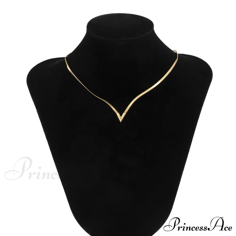 Simple Men's Jewelry Creative V-shaped Necklace image 3