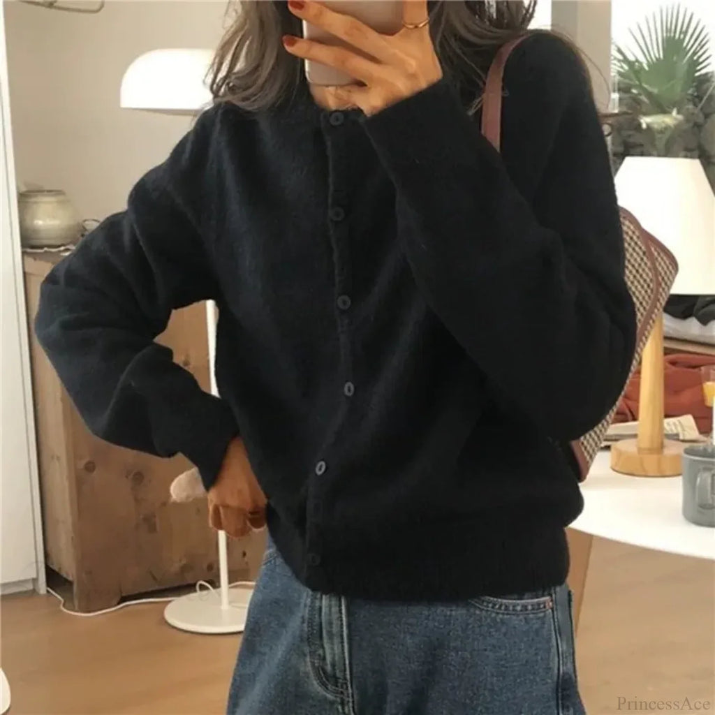 Single Breasted Solid Round Neck Knitted Cardigan image 3