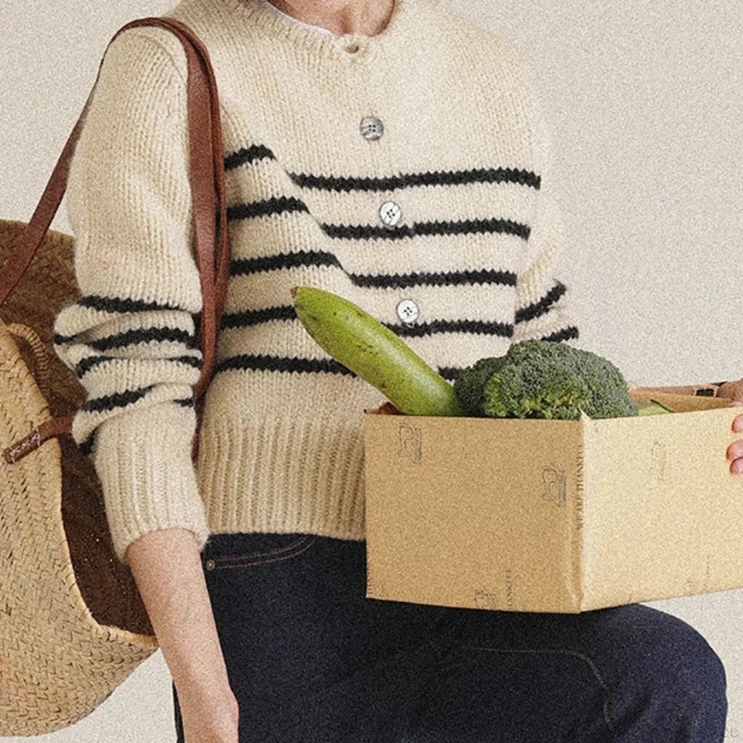 Single-breasted Striped Knit Cardigan image 4