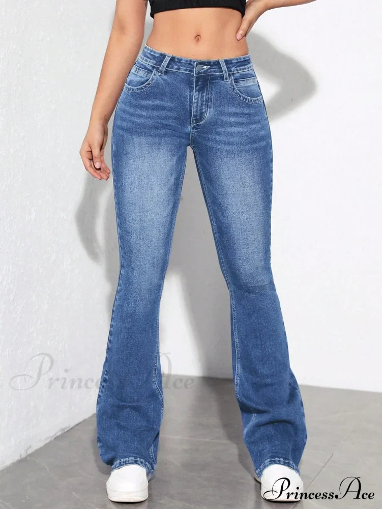 Slant Pocket Flare Leg Jeans image 8