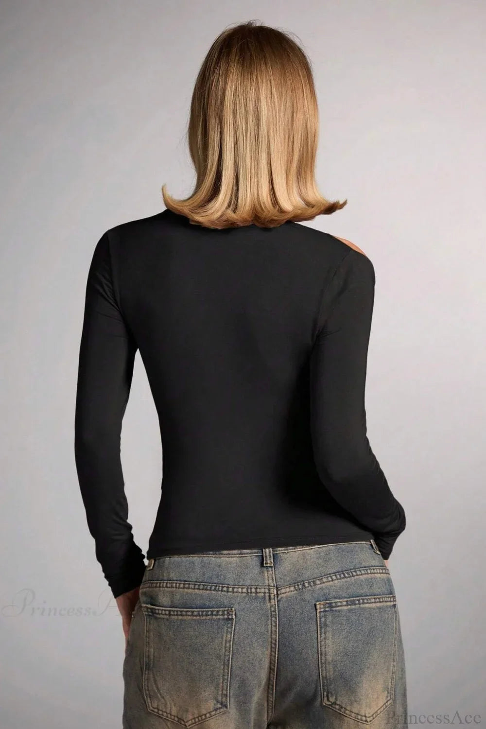 Sleek Off-shoulder Fitted Slim Long Sleeve Tee image 4