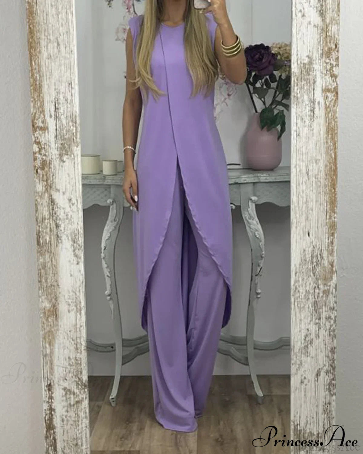 Sleeveless 2-piece outfit image 1