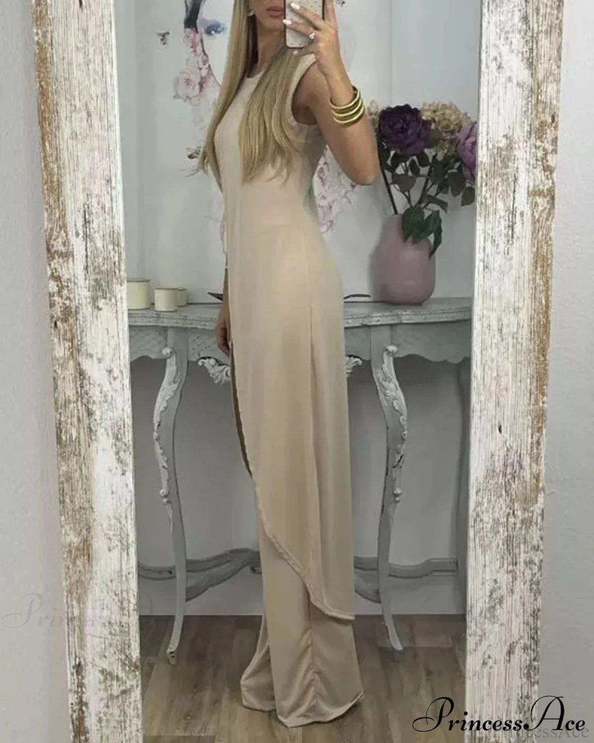 Sleeveless 2-piece outfit image 6