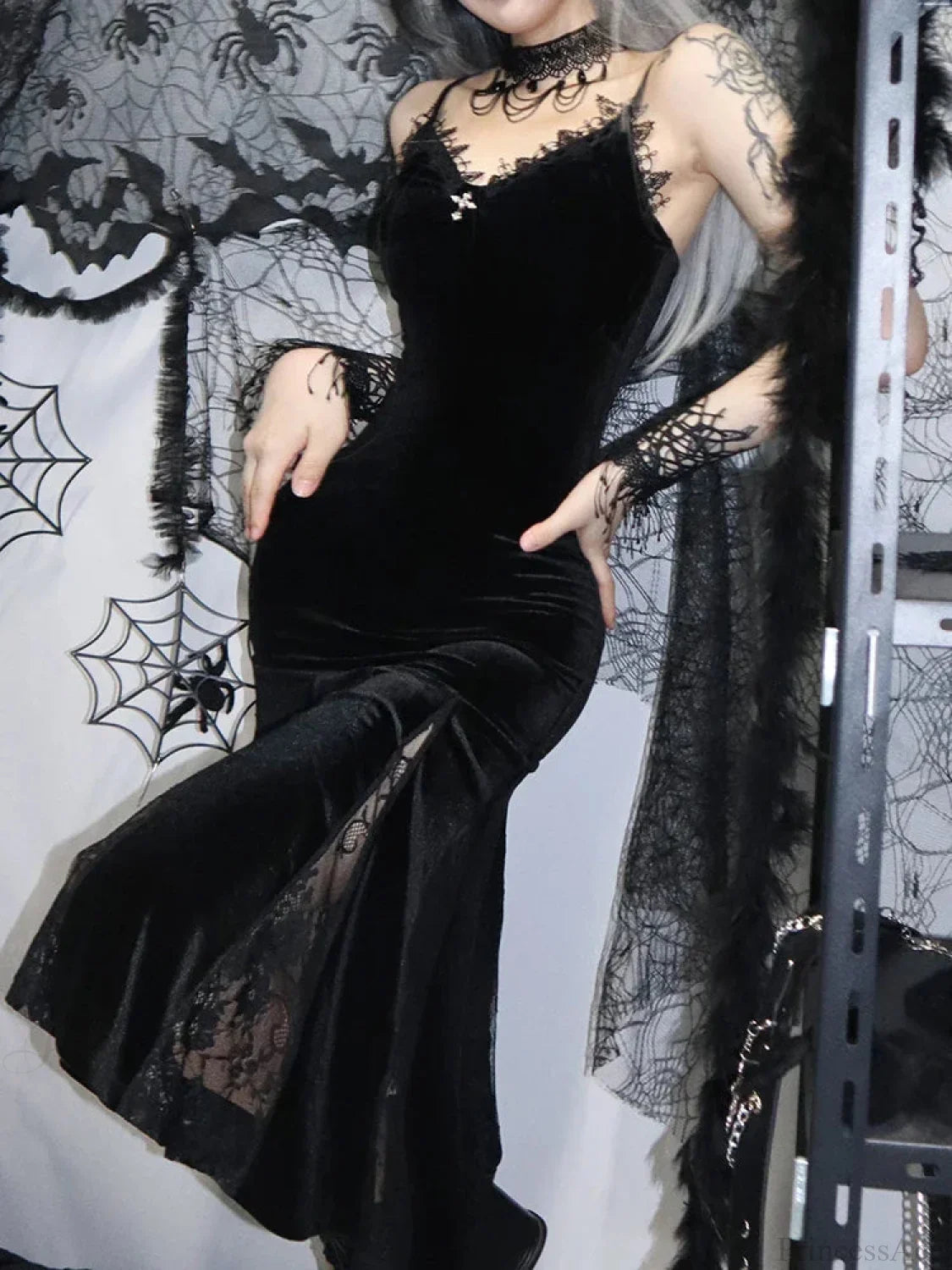 Sleeveless Velour Lace Patchwork Midi Dress image 4
